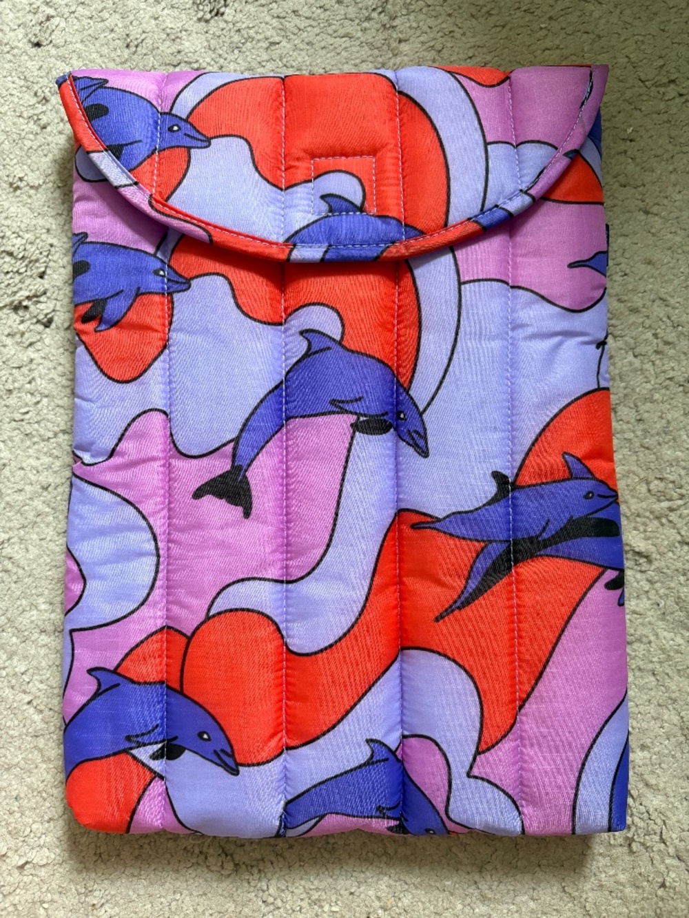 RARE DOLPHIN BAGGU 13IN LAPTOP SLEEVE